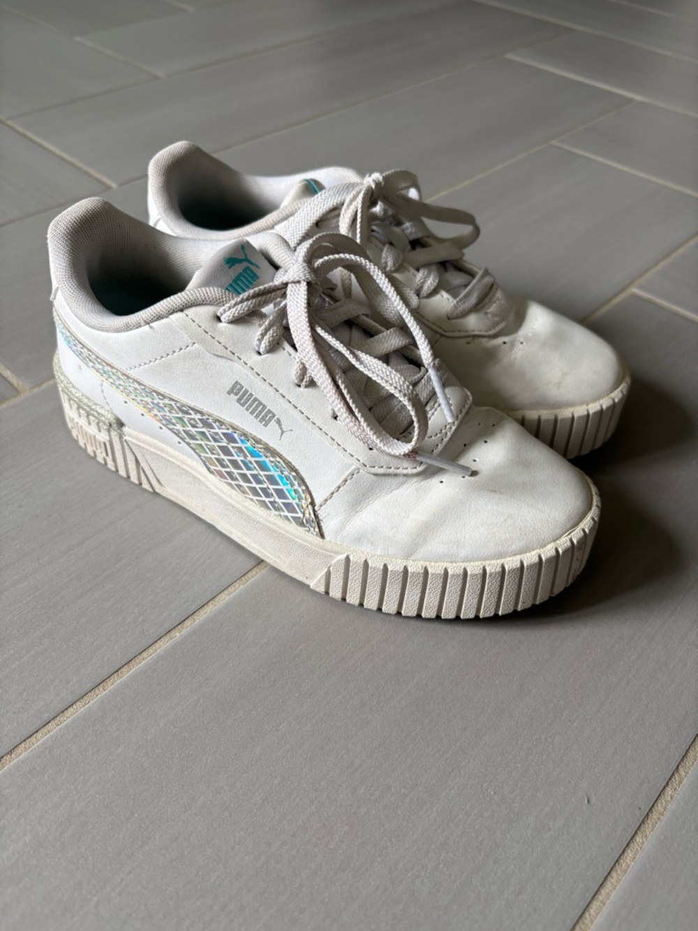 Puma Kids White Sneakers with Iridescent Side Stripe
